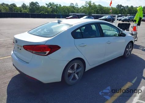 2018 Kia Forte Lx из США, поврежденный, VIN 3KPFL4A70JE169397